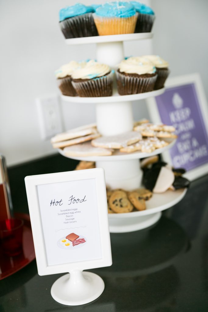 Tier of cookies and cupcakes at a Long Island City wedding brunch