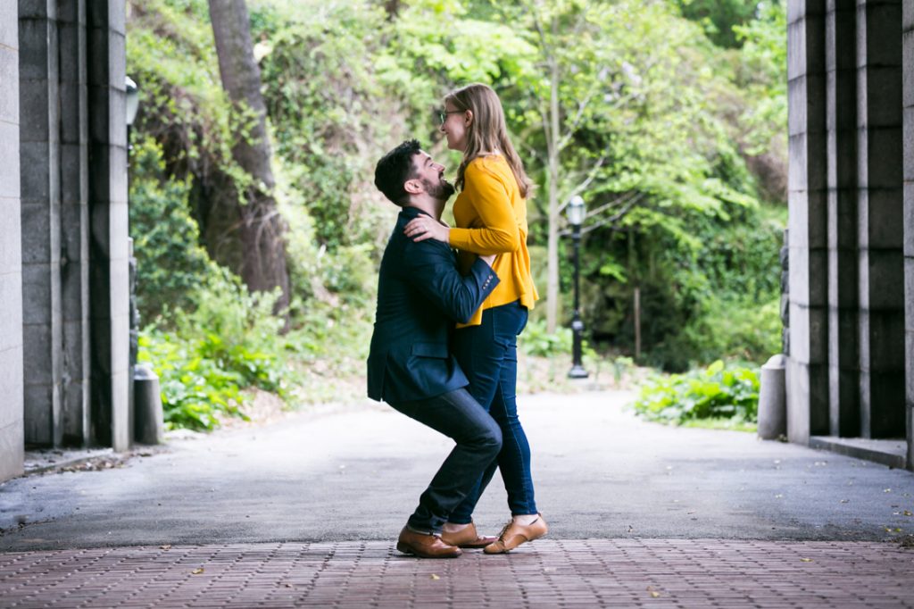 Couple at a Fort Tryon Park engagement portrait