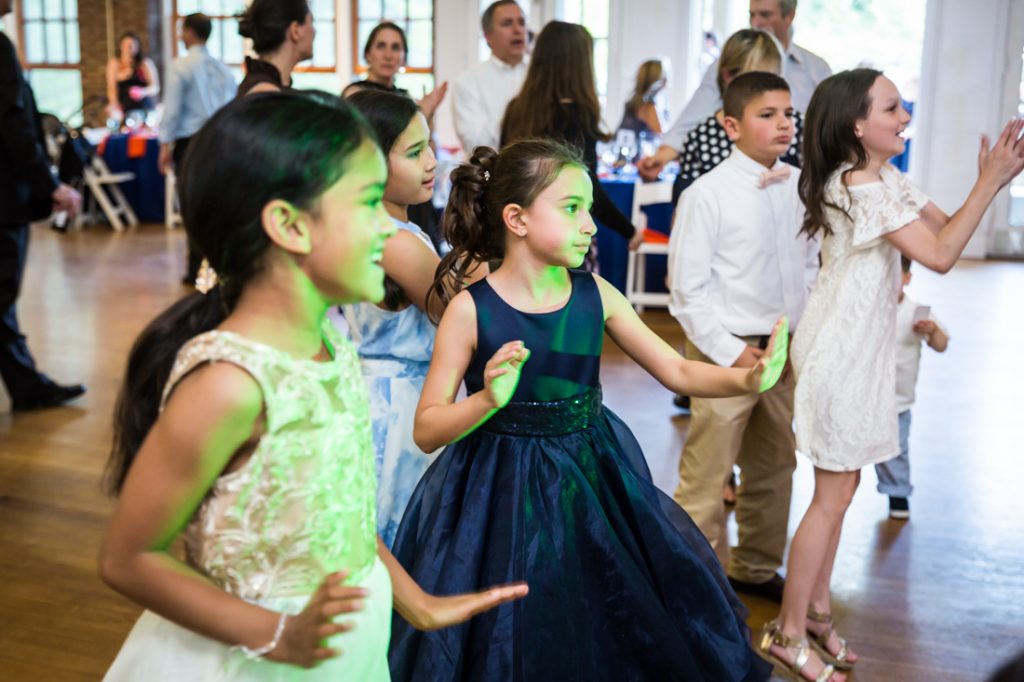 Kids dancing by bar mitzvah photographer, Kelly Williams