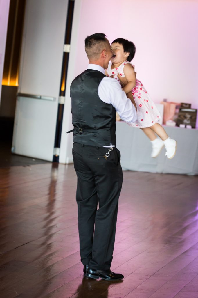 Dancing at a Maritime Parc wedding