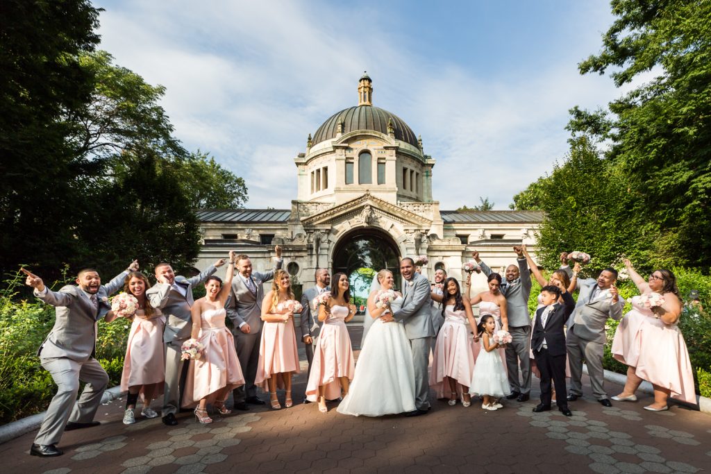 Bridal party at a Bronx Zoo wedding
