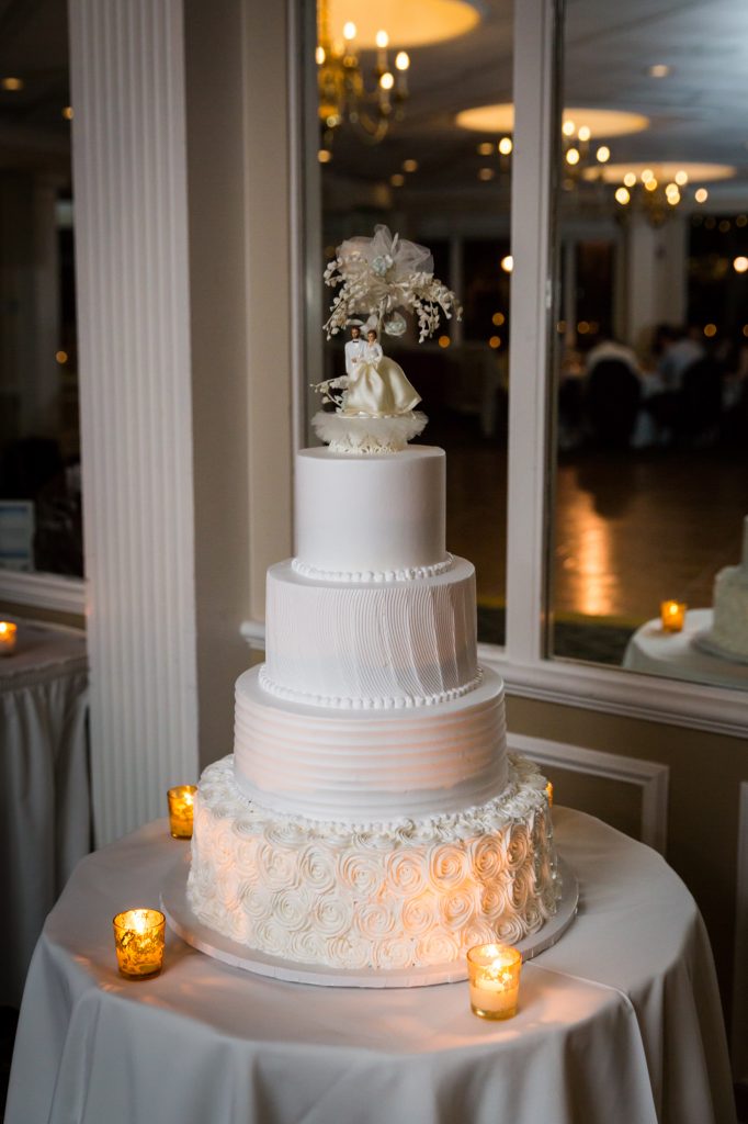 Wedding cake at a Larchmont Shore Club wedding