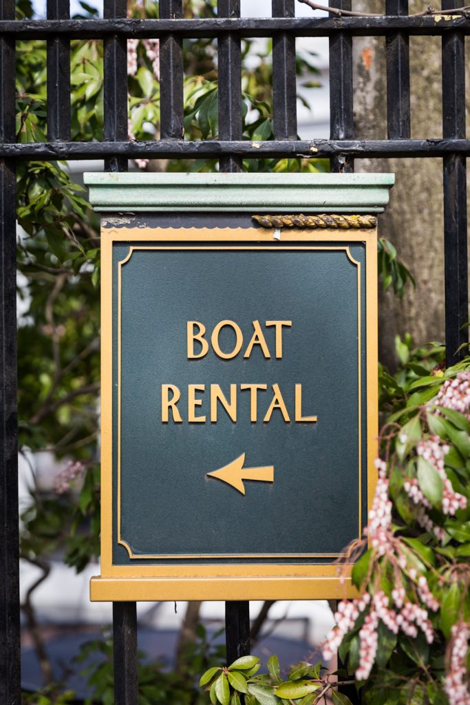 Boat Rental sign at Central Park Boathouse