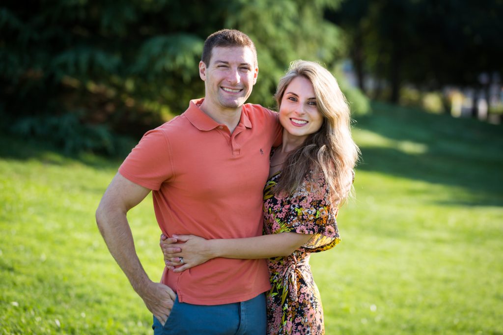 Couple hugging in Hudson River Park