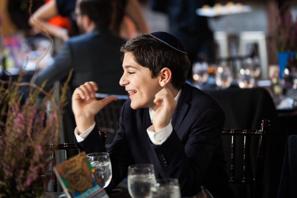 Candid photo from a Brooklyn bar mitzvah at 26 Bridge, by Brooklyn bar mitzvah photographer, Kelly Williams
