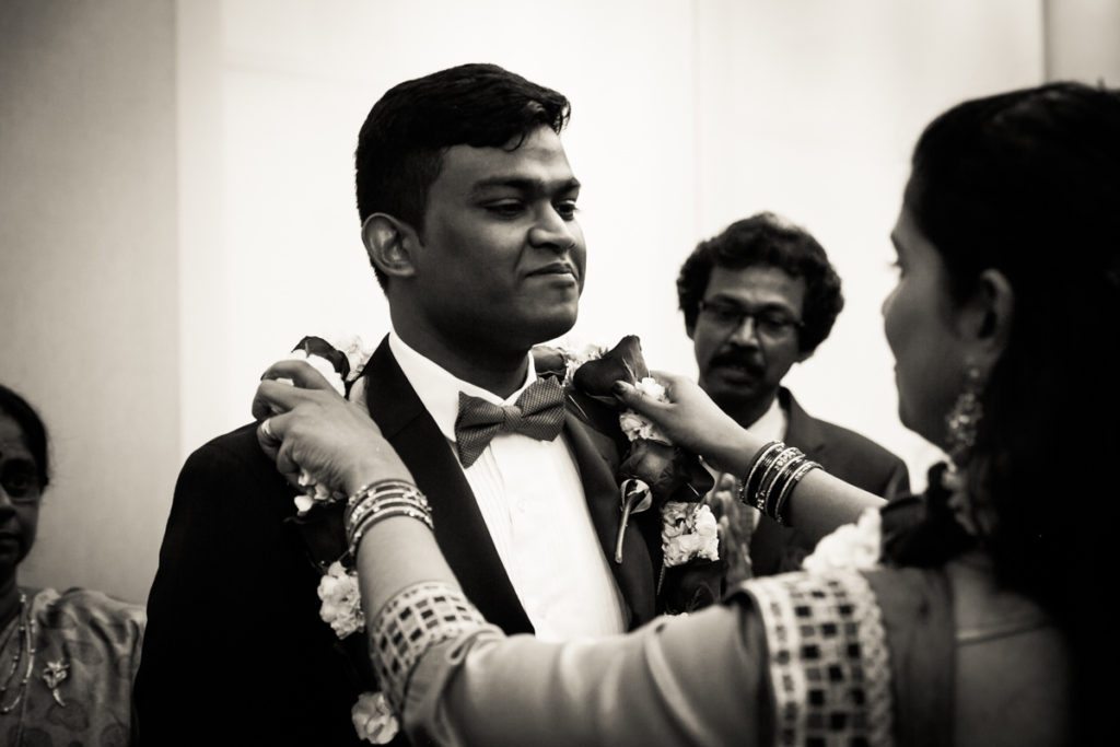 A Sri Lankan couple gets married at the Manhattan Marriage Bureau, by NYC City Hall Indian wedding photographer, Kelly Williams