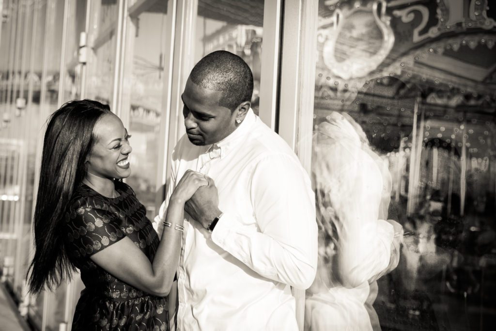 Brooklyn Bridge Park engagement photos by Brooklyn engagement photographer, Kelly Williams