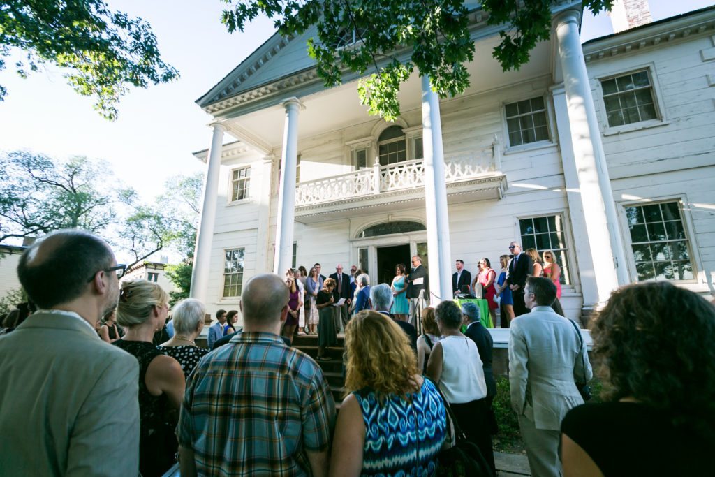 Moris Jumel Mansion wedding photo for an article on how to take great group photos by Kelly Williams