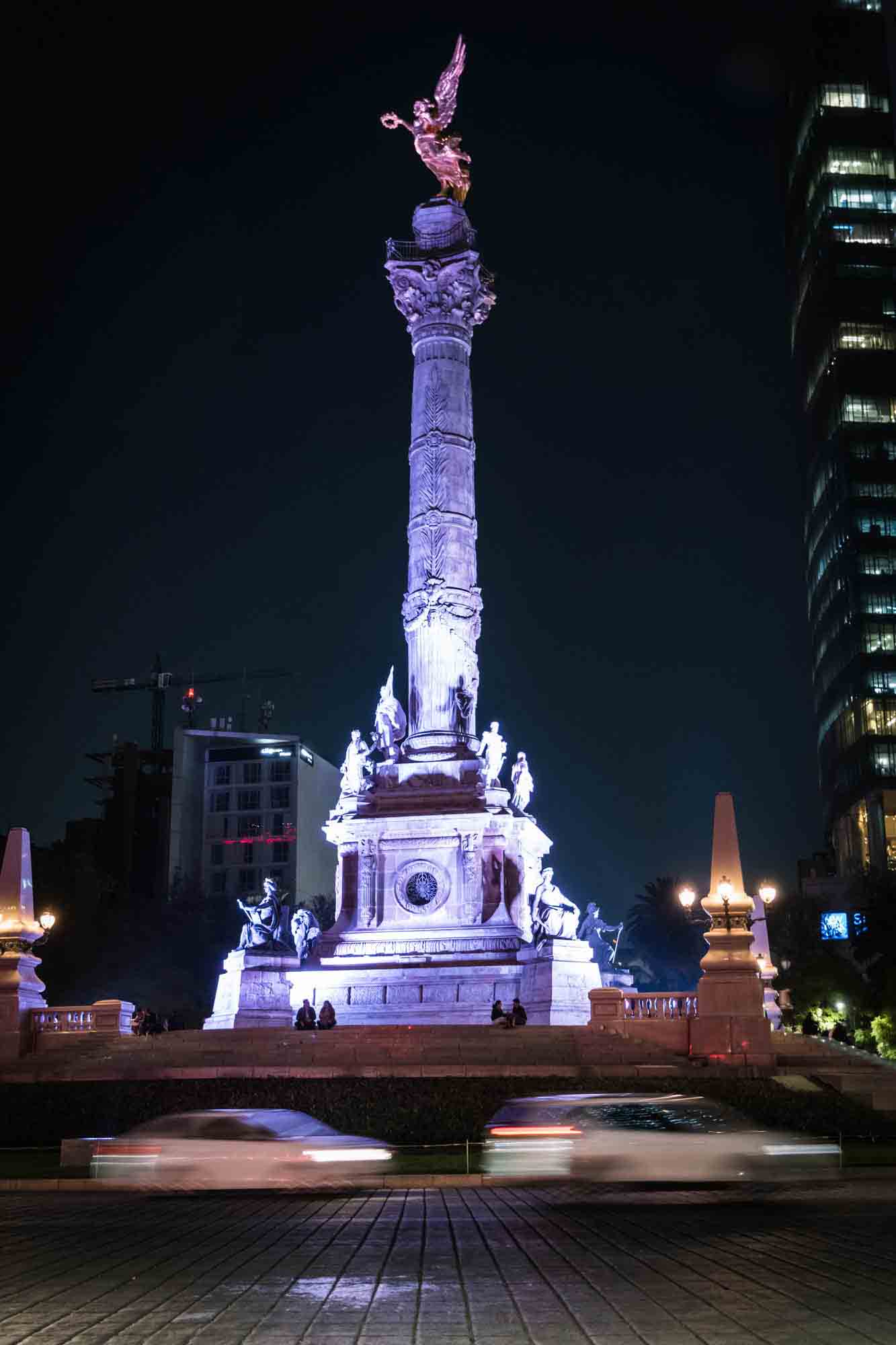 The Angel of Independence in Mexico City at night