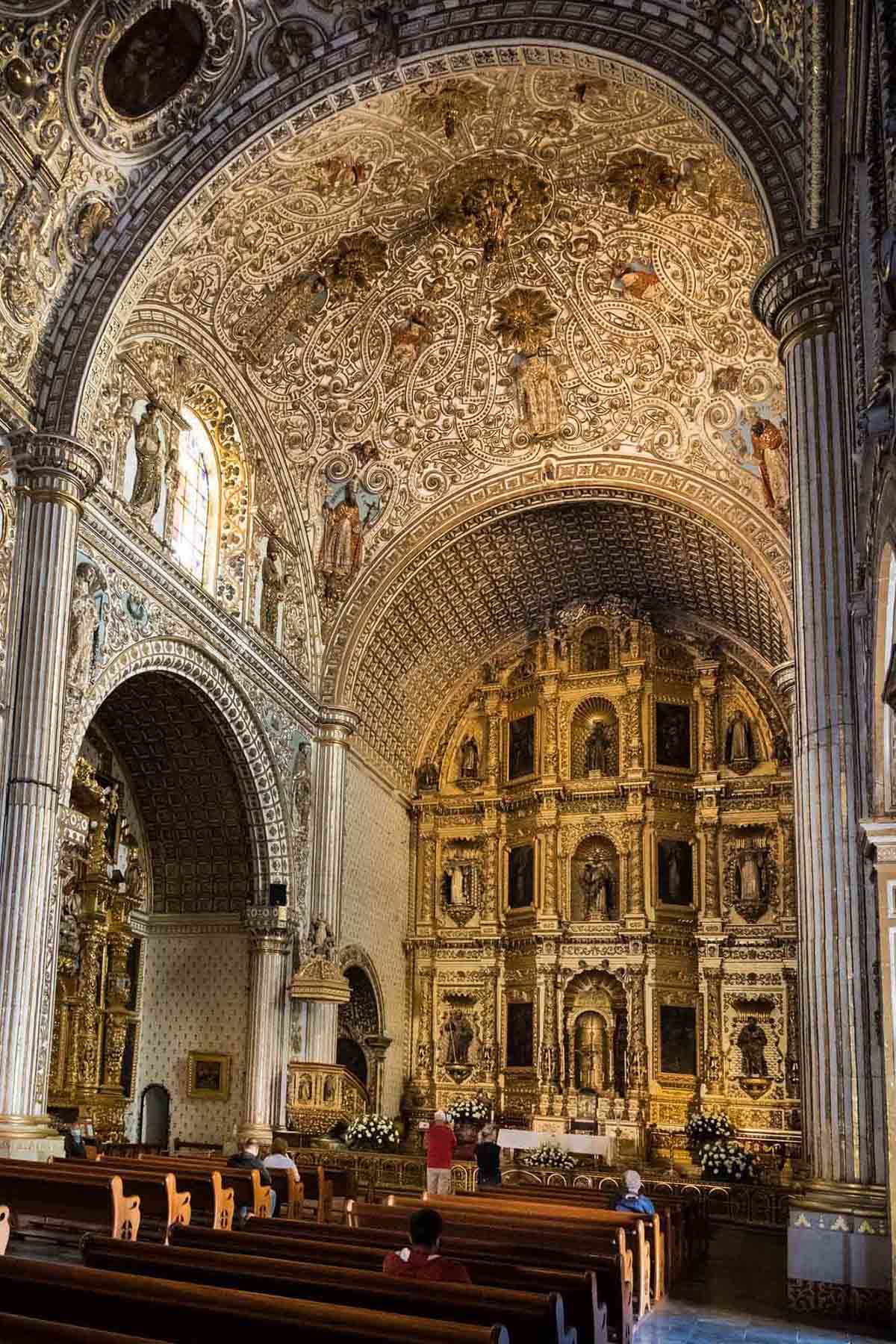 The gilded interior of the Templo de Santo Domingo de Guzman in Oaxaca