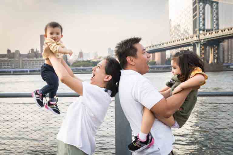 Brooklyn Bridge Park Family Portrait Tips for Young Children