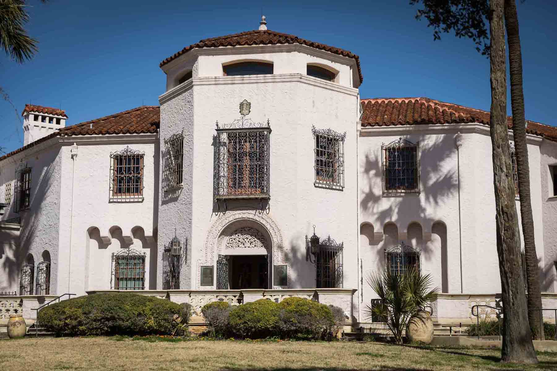 Main house of McNay Art Museum for an article on how to take photos at the McNay Art Museum