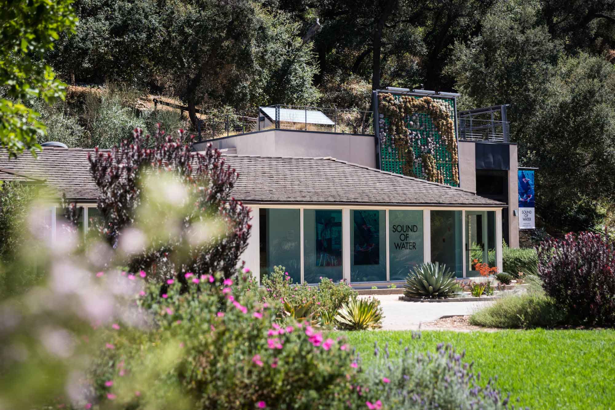 Exterior of the Sturt Haaga Gallery for an article on the best photo shoot locations in Descanso Gardens