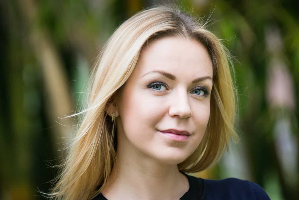 Modeling Headshot Hair and Makeup Tips How to Look Your Best